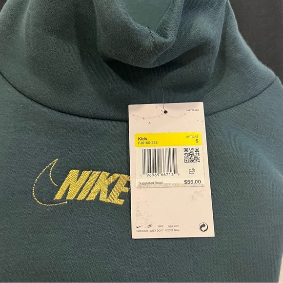 Nike | SPORTSWEAR CLUB FLEECE | GIRLS | SMALL | NWT | 2 sweatshirts included - Picture 12 of 14